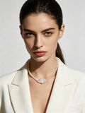 Fan Shaped Pearl Choker Necklace for Women