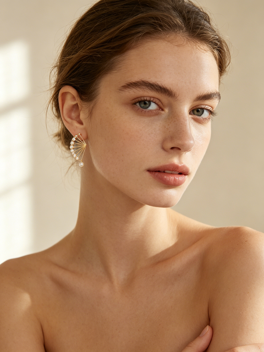 Fan Shape Wire Pearl Cuff Earrings
