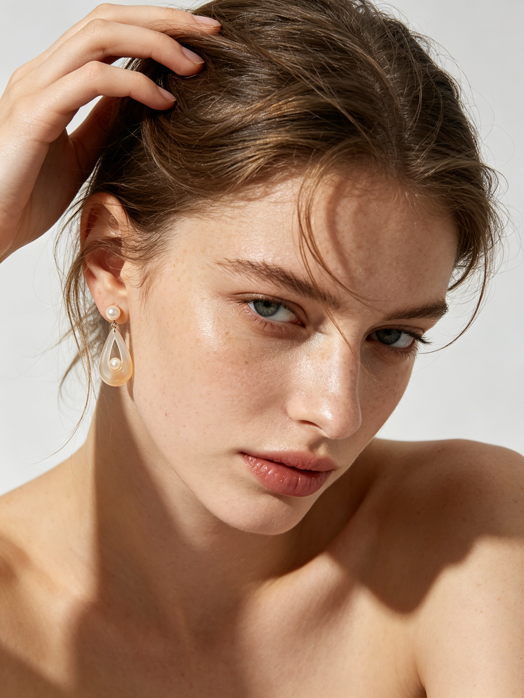 Hollow Teardrop Resin Pearl Dangle Earrings